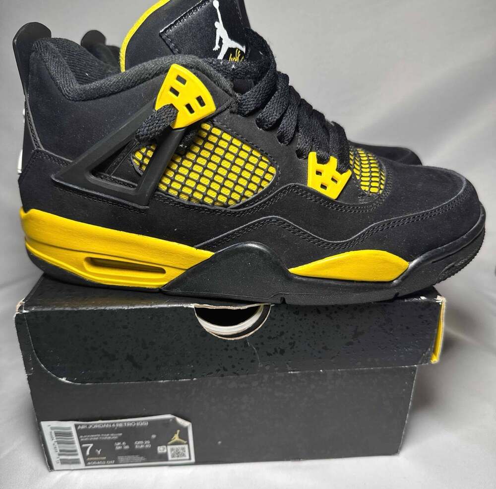 Size 7 - Nike Air Jordan 4 Retro GS Thunder 2023 Men's Shoes